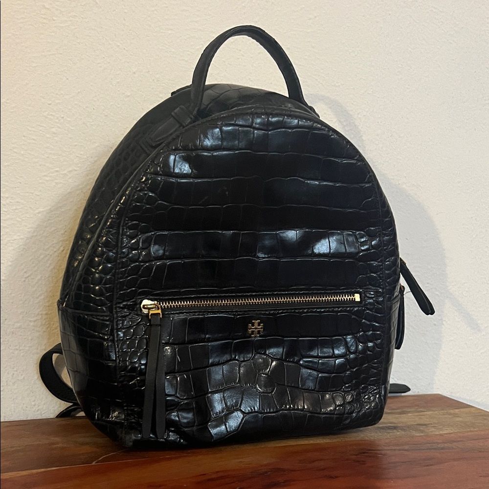 Tory Burch Croc Embossed Black Leather Mini Backpack Purse Gold Logo Casual Luxe - Picture 1 of 16